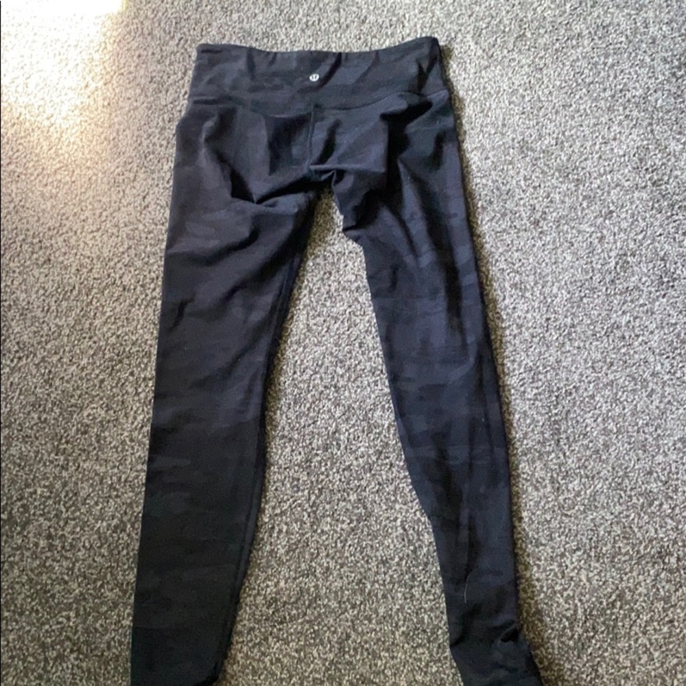 Lulu lemon army print leggings